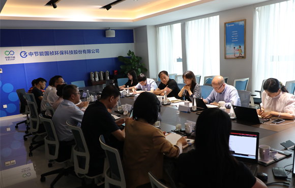 集团公司党委常委、副总经理杜乐一行到888集团调研